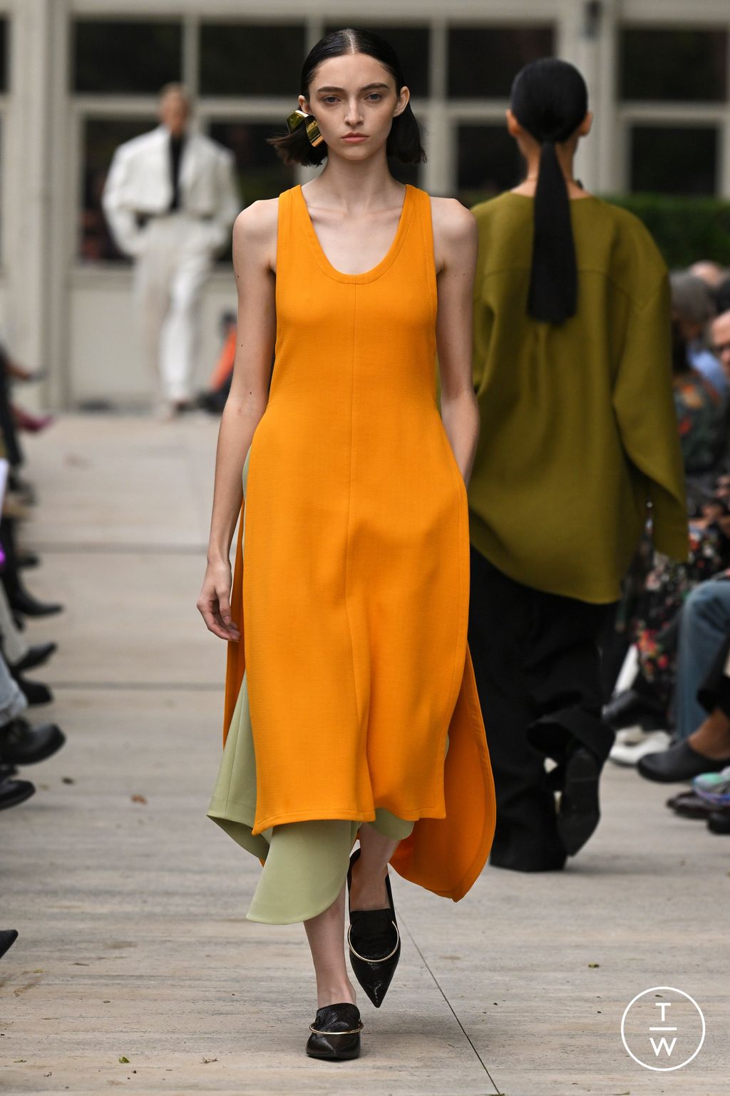 Fashion Week Milan Spring/Summer 2024 look 26 from the Calcaterra collection womenswear