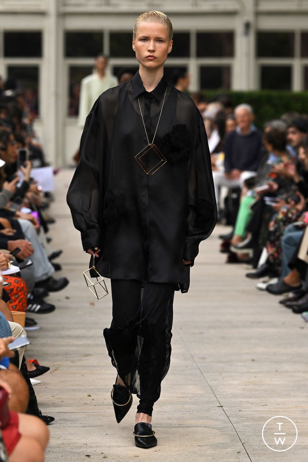 Fashion Week Milan Spring/Summer 2024 look 30 de la collection Calcaterra womenswear