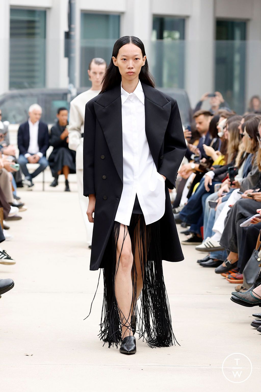 Fashion Week Milan Spring/Summer 2025 look 4 from the Calcaterra collection womenswear