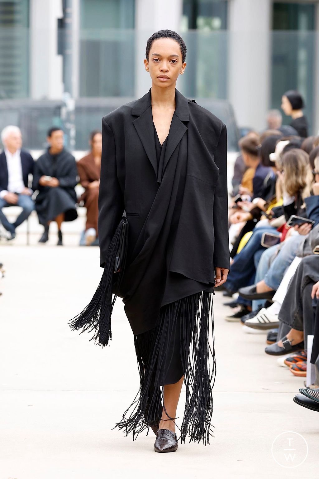 Fashion Week Milan Spring-Summer 2025 look 28 from the Calcaterra collection womenswear