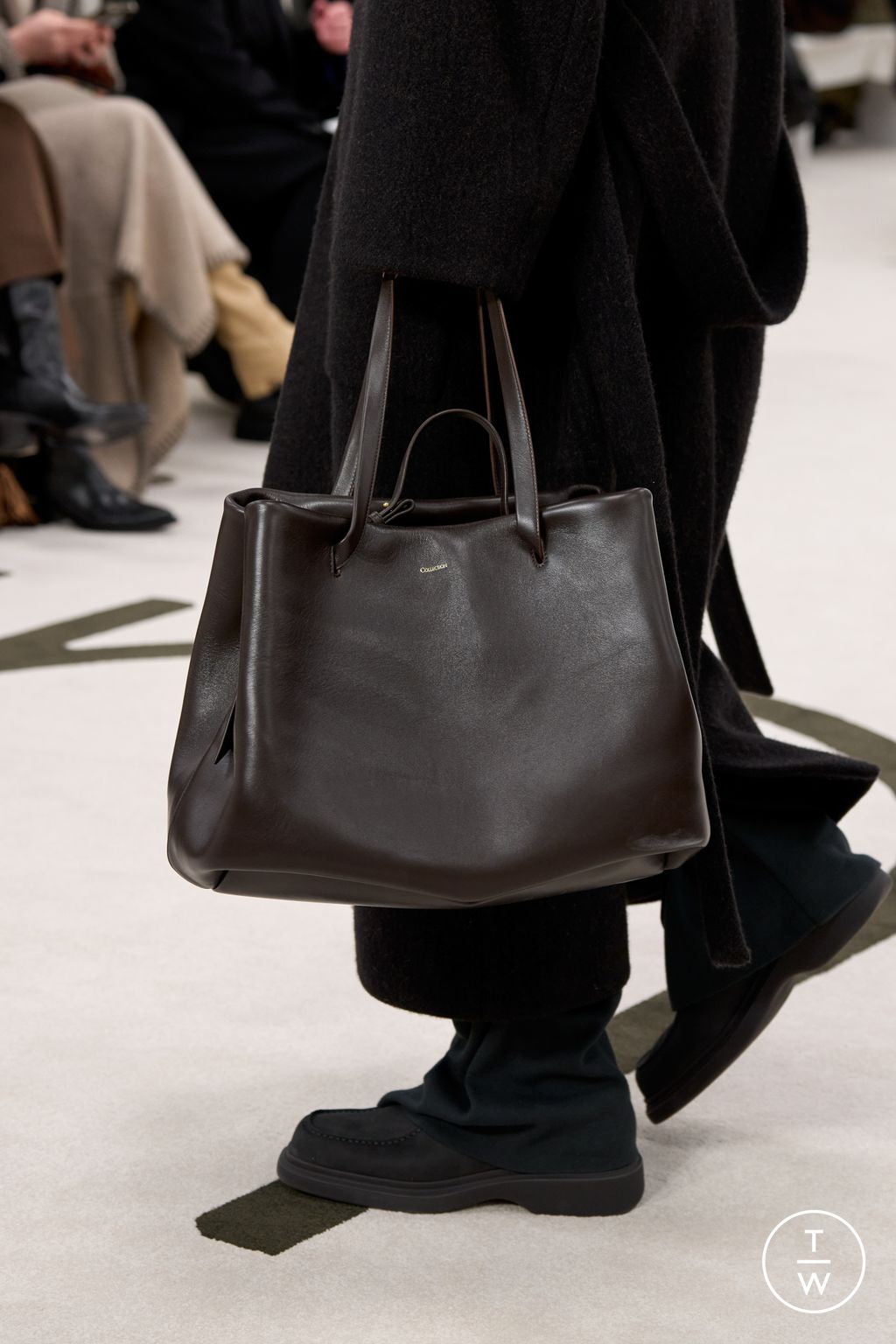 Fashion Week New York Fall/Winter 2025 look 54 from the Calvin Klein Collection collection womenswear accessories