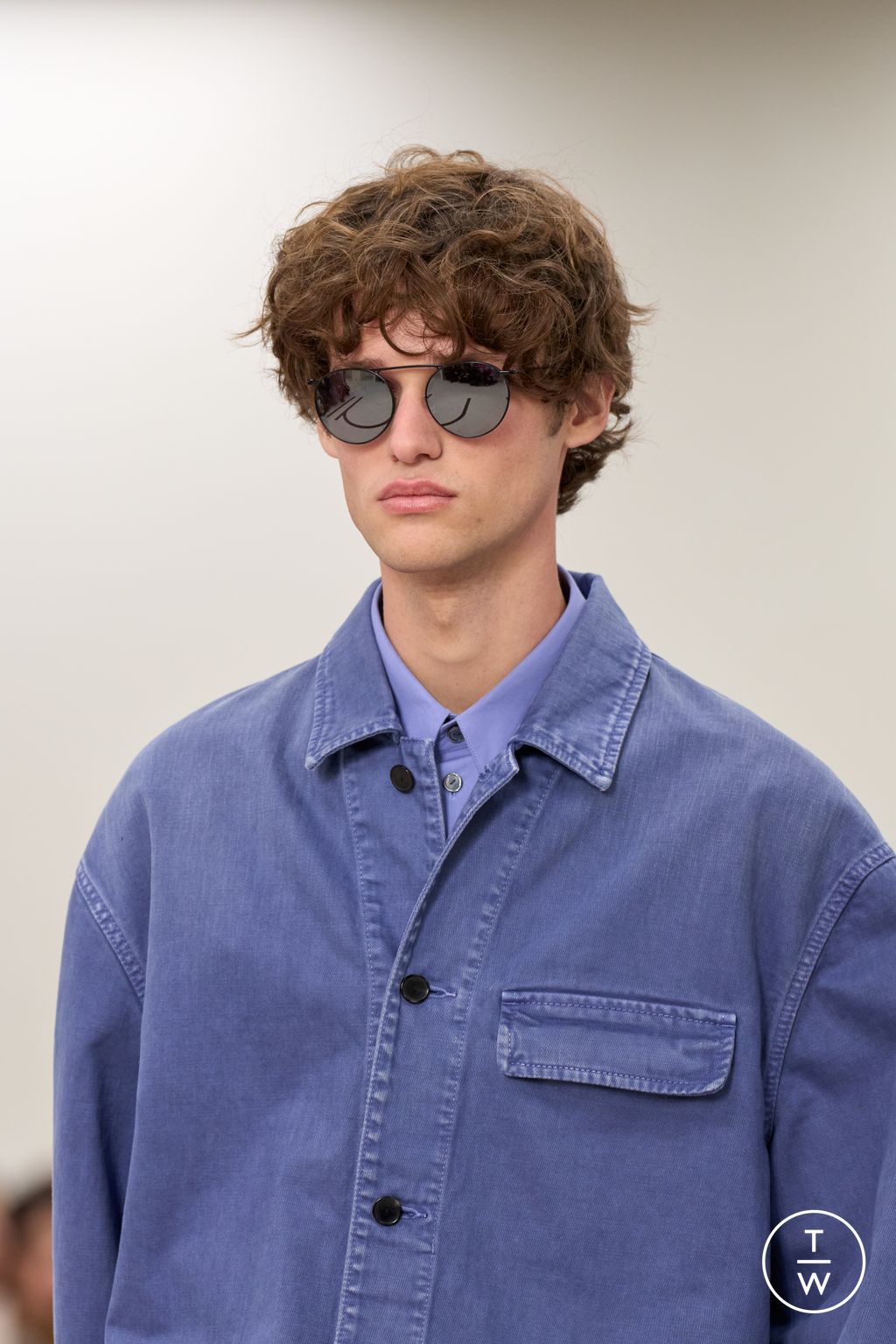 Fashion Week New York Fall/Winter 2025 look 57 de la collection Calvin Klein Collection womenswear accessories