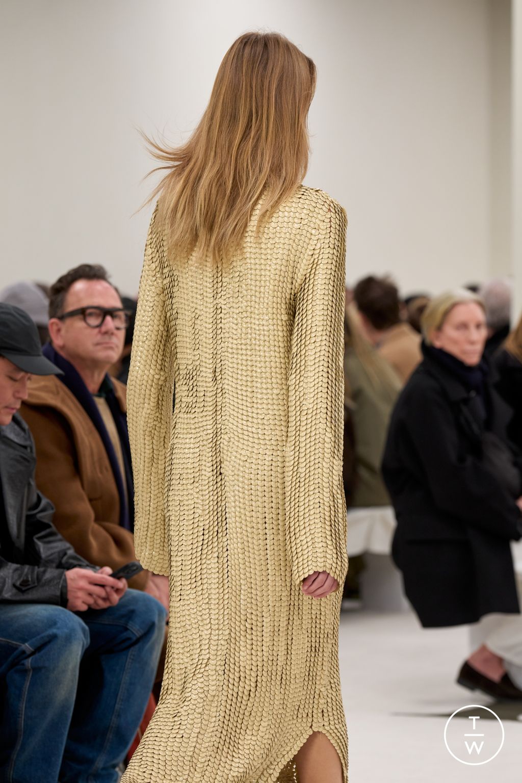 Fashion Week New York Fall/Winter 2025 look 67 de la collection Calvin Klein Collection womenswear accessories