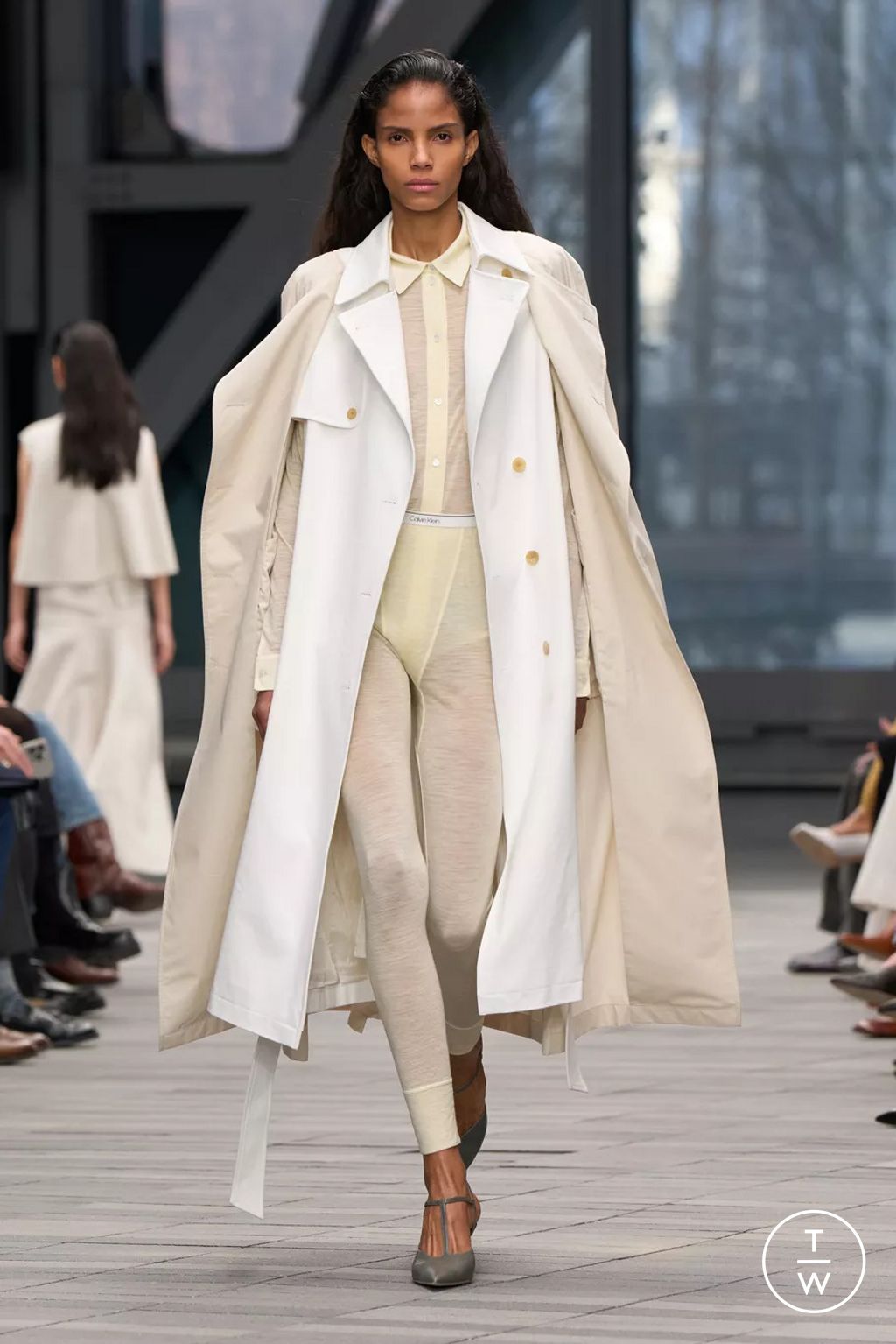 Fashion Week New York Fall/Winter 2026 look 9 from the Calvin Klein Collection collection 女装