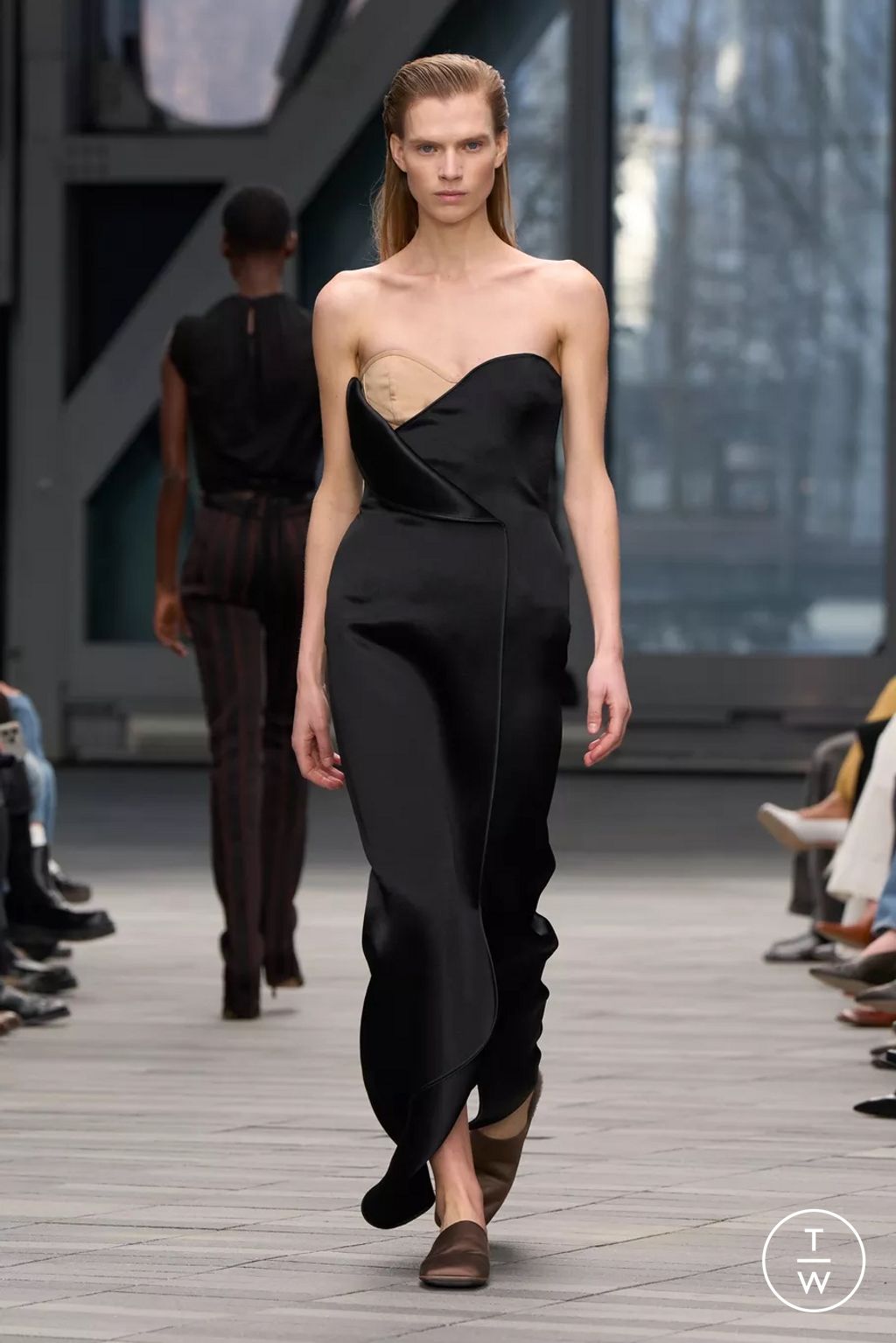 Fashion Week New York Fall/Winter 2026 look 13 from the Calvin Klein Collection collection womenswear