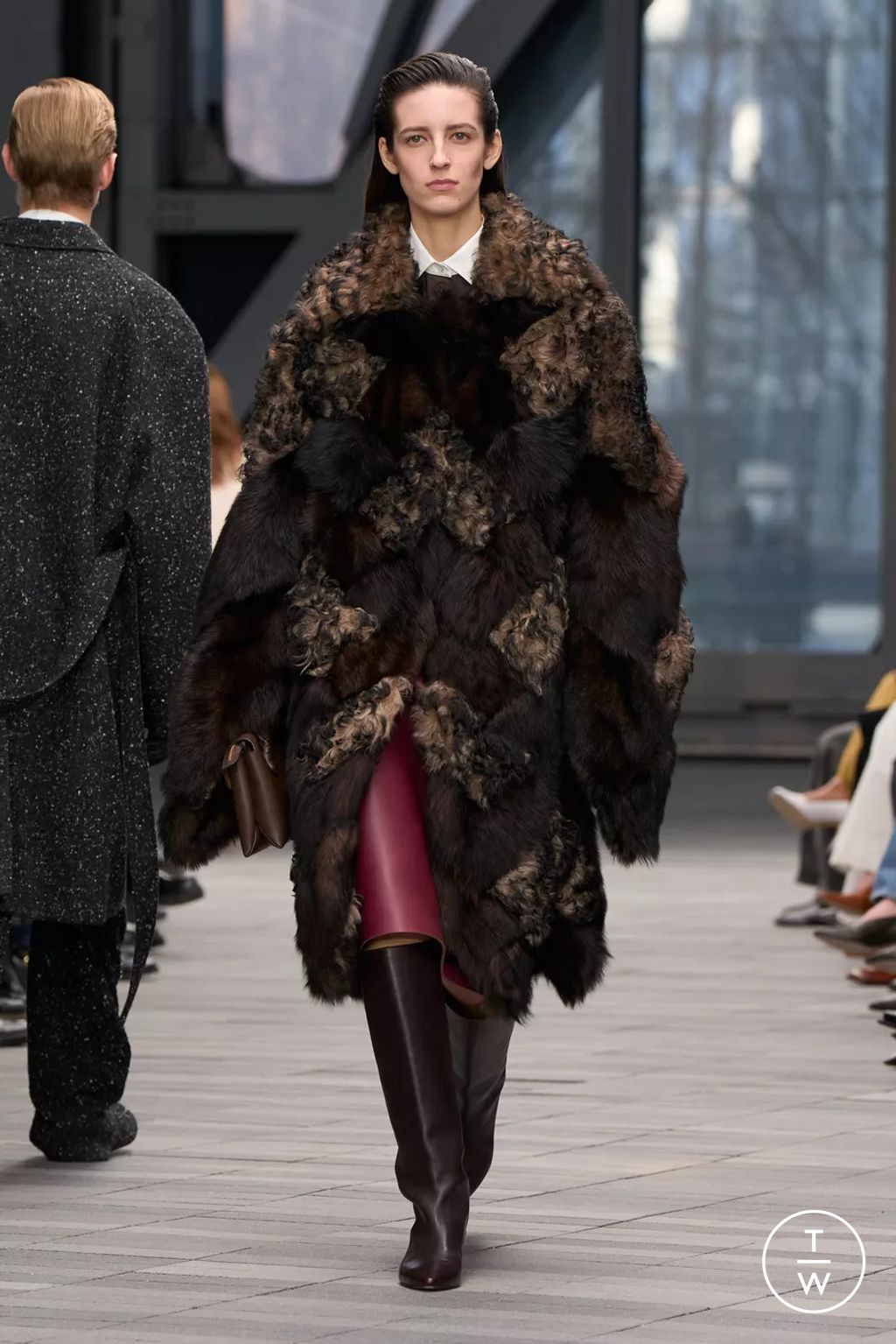 Fashion Week New York Fall/Winter 2026 look 22 from the Calvin Klein Collection collection womenswear