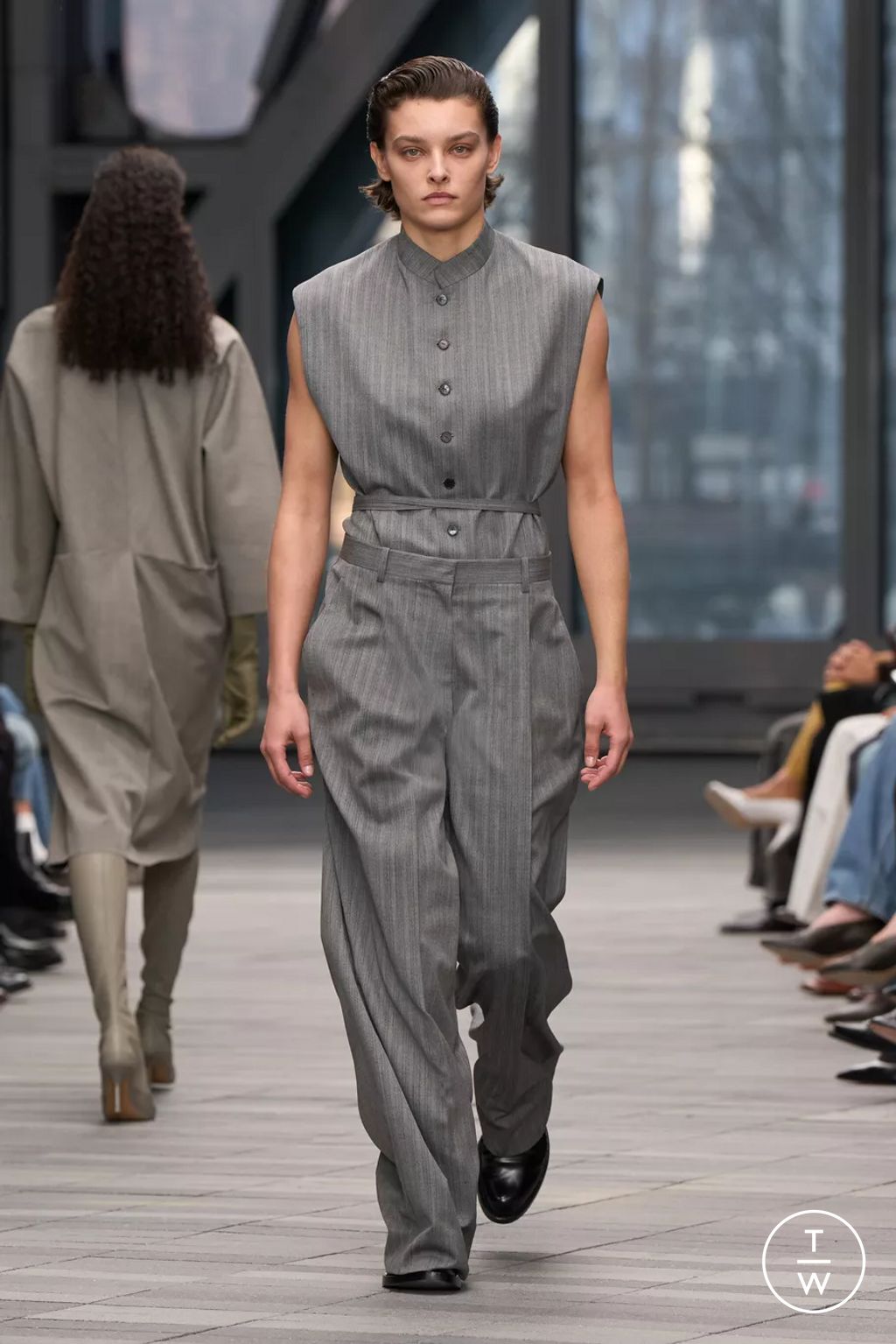 Fashion Week New York Fall/Winter 2026 look 43 from the Calvin Klein Collection collection womenswear