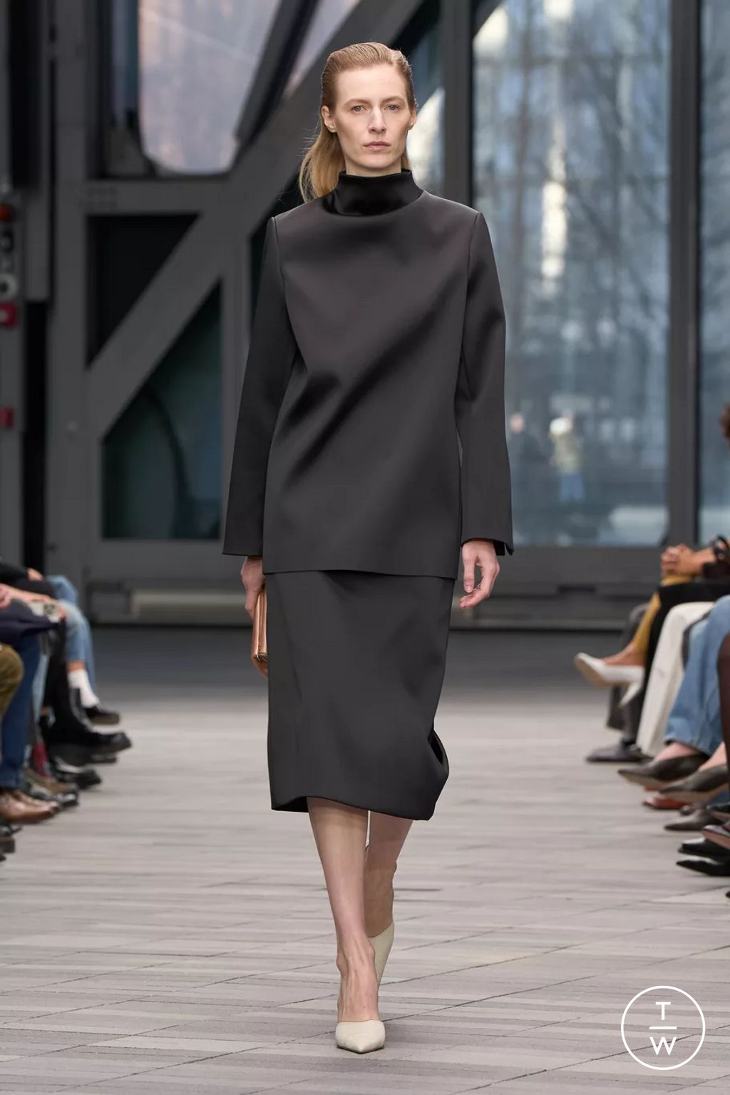 Fashion Week New York Fall/Winter 2026 look 48 from the Calvin Klein Collection collection womenswear