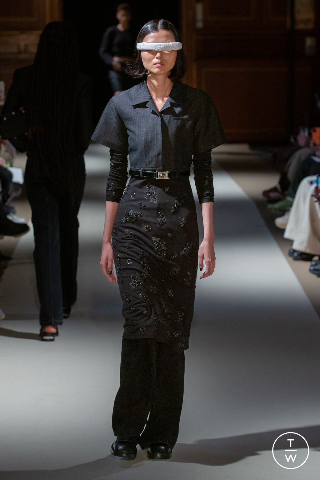 Fashion Week Paris Fall/Winter 2023 look 20 de la collection Calvin Luo womenswear