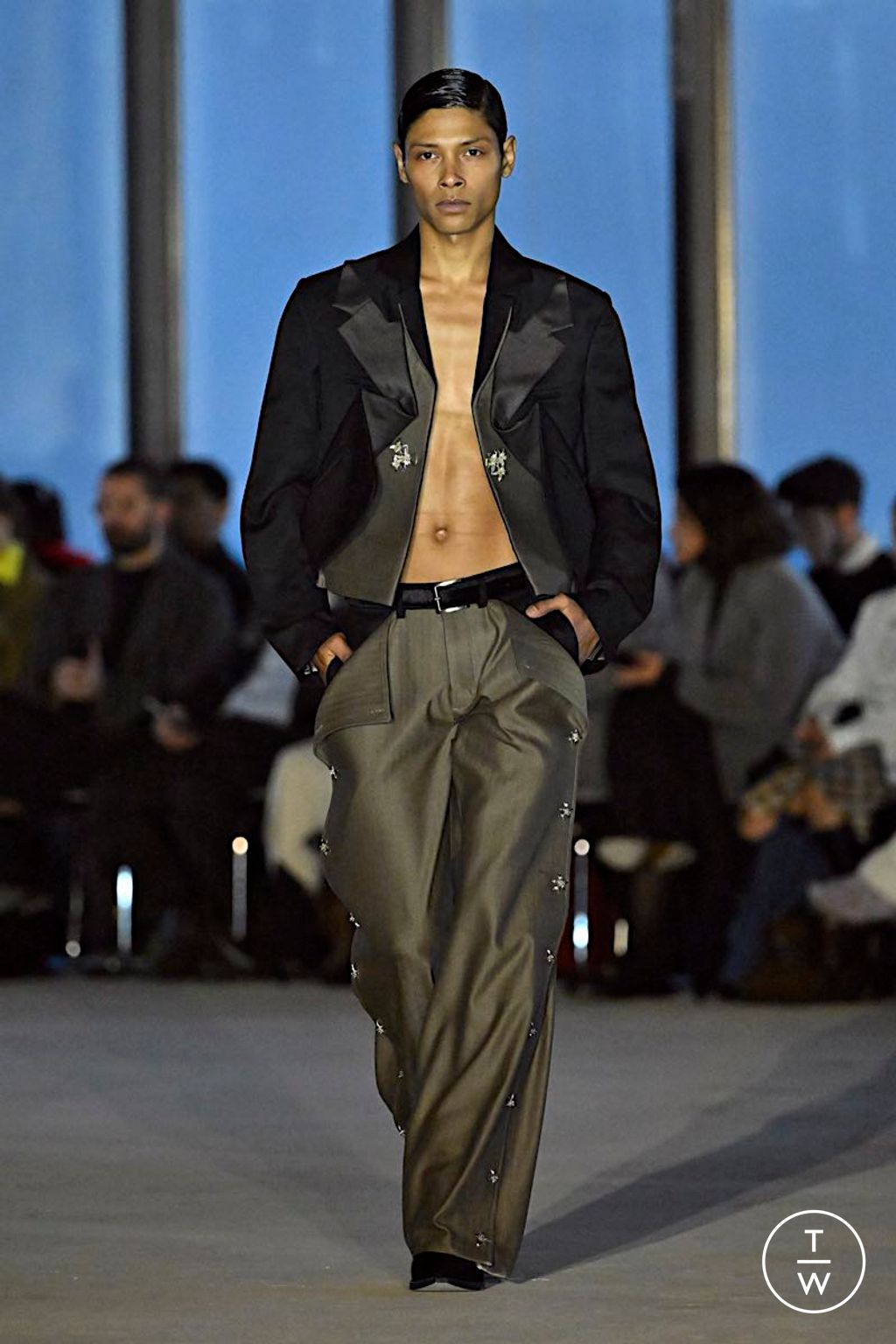 Fashion Week New York Fall/Winter 2025 look 1 de la collection Campillo menswear