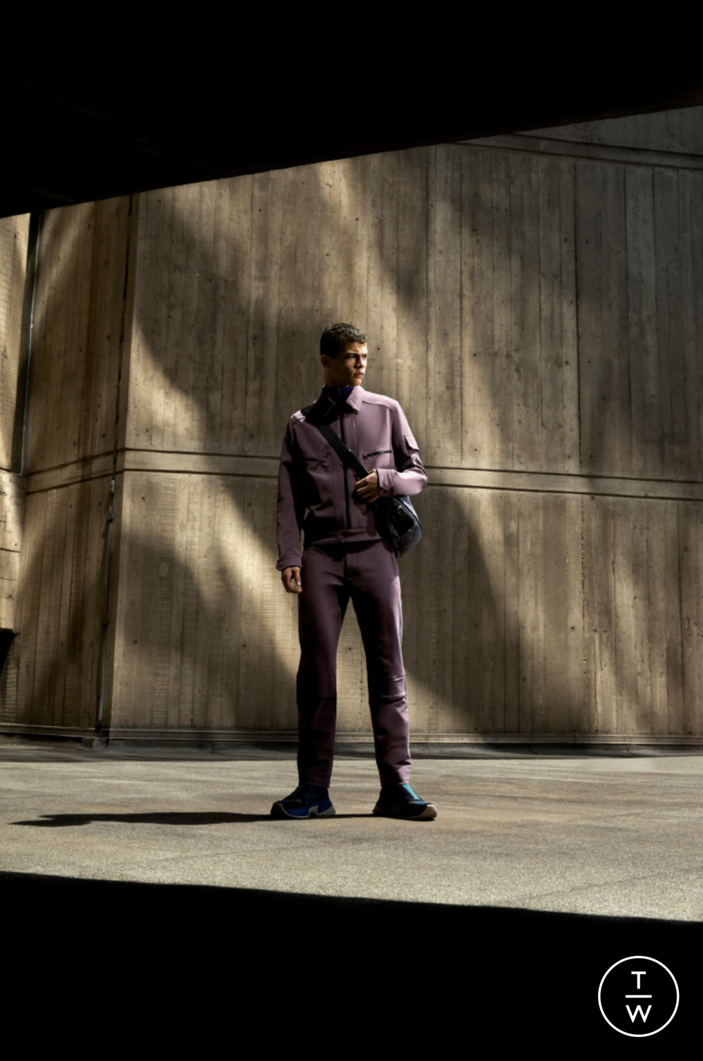 Fashion Week Paris Resort 2019 look 18 from the Louis Vuitton collection menswear