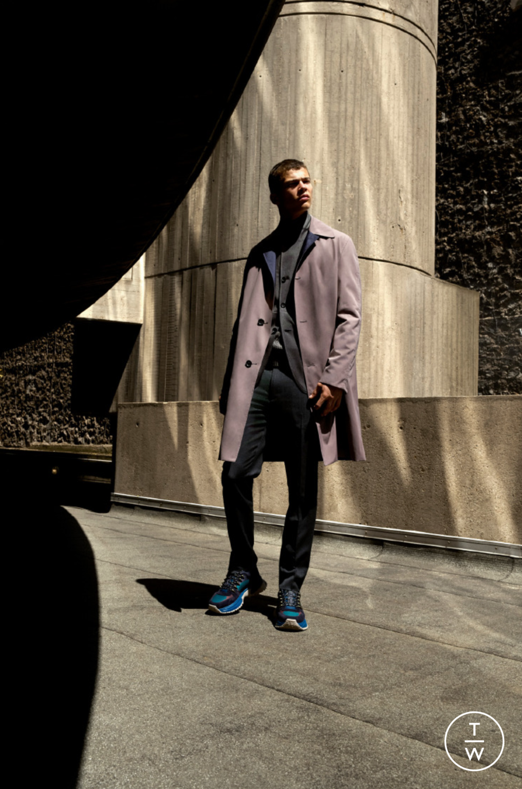 Fashion Week Paris Resort 2019 look 20 from the Louis Vuitton collection menswear