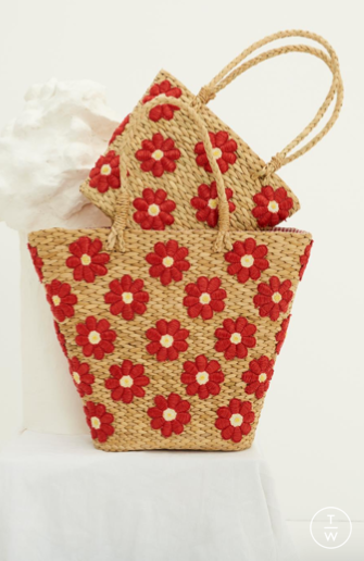 Fashion Week Paris Spring/Summer 2021 look 34 from the Antik Batik collection womenswear