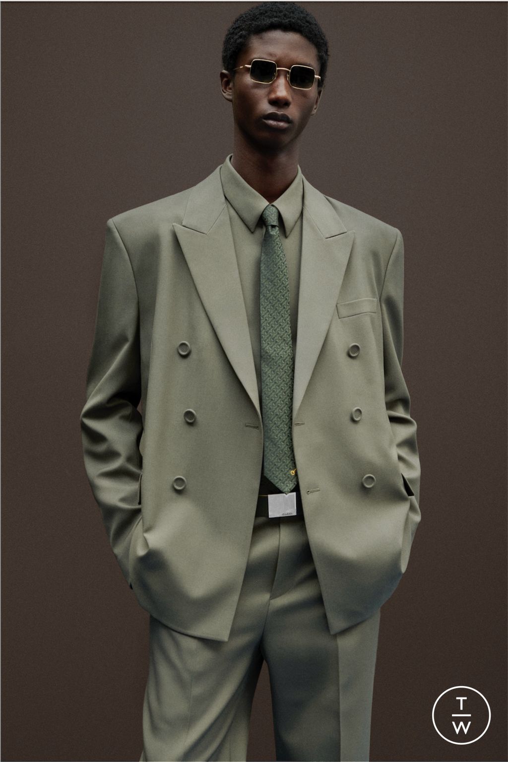 Fashion Week Milan Pre-Fall 2025 look 28 from the Gucci collection womenswear