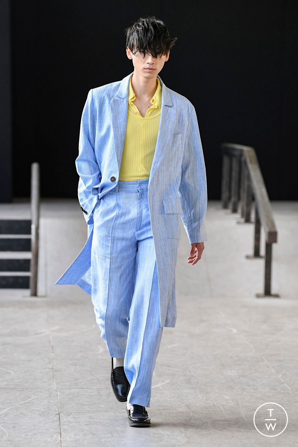 Fashion Week London Spring/Summer 2023 look 7 de la collection Carlota Barrera menswear