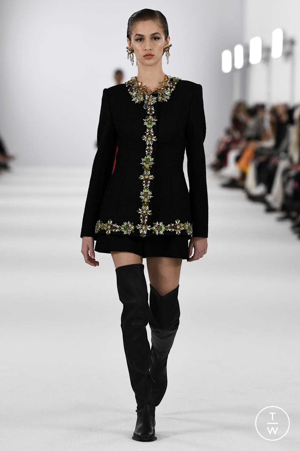 Fashion Week New York Fall/Winter 2022 look 12 from the Carolina Herrera collection womenswear