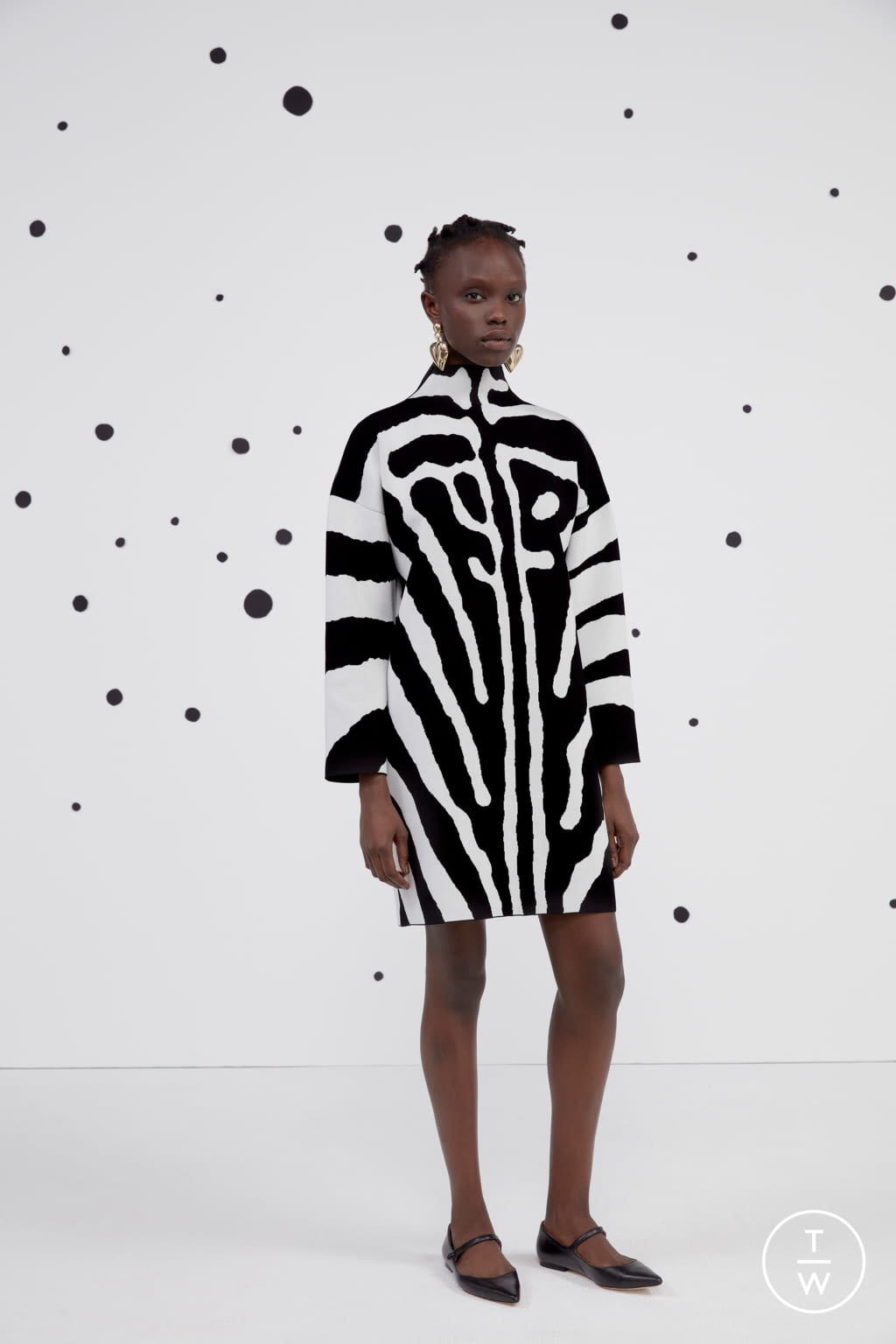 Fashion Week New York Pre-Fall 2021 look 9 from the Carolina Herrera collection womenswear