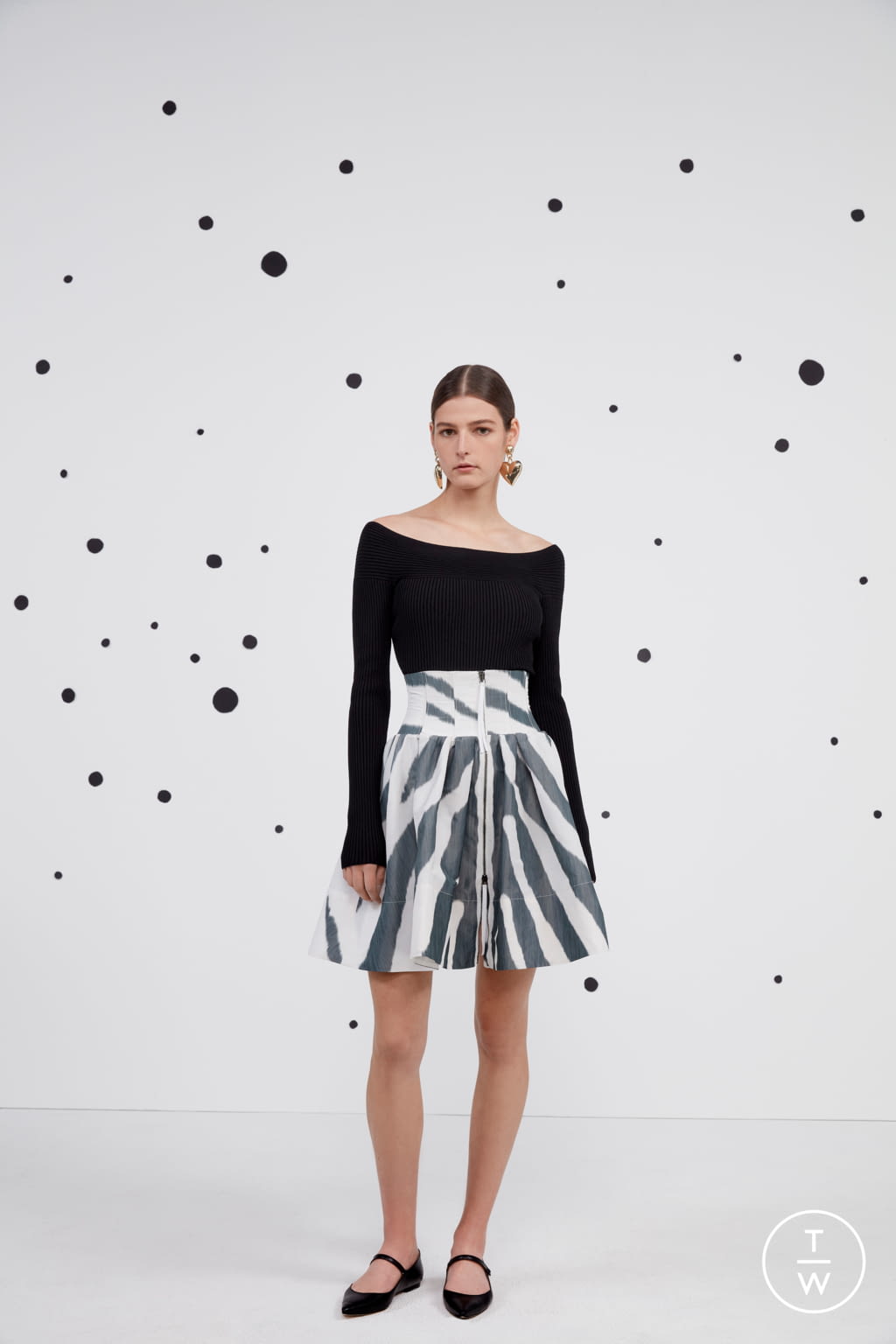 Fashion Week New York Pre-Fall 2021 look 13 from the Carolina Herrera collection womenswear