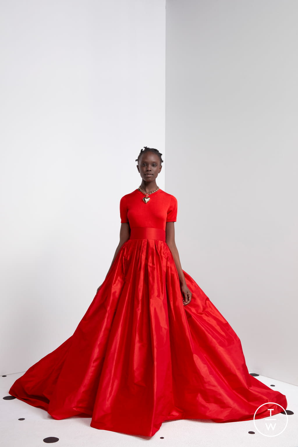 Fashion Week New York Pre-Fall 2021 look 23 from the Carolina Herrera collection 女装