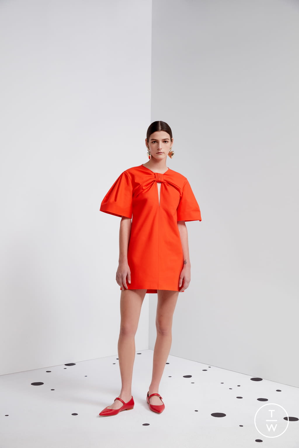 Fashion Week New York Pre-Fall 2021 look 38 from the Carolina Herrera collection 女装
