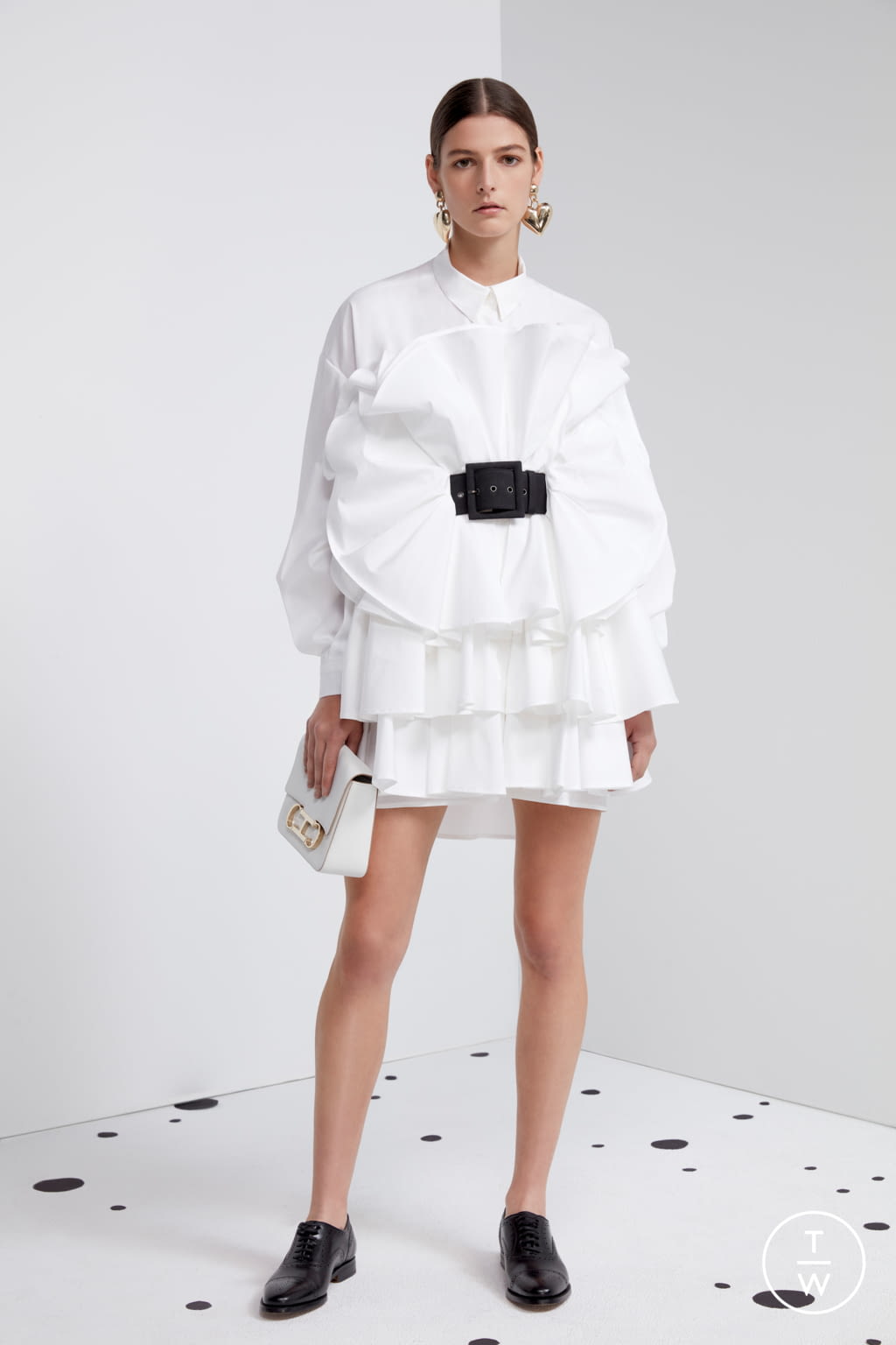 Fashion Week New York Pre-Fall 2021 look 42 from the Carolina Herrera collection 女装