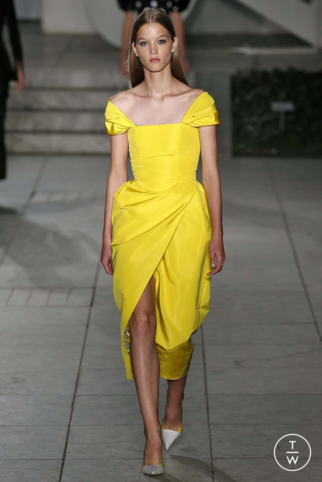 Carolina Herrera S/S 18 womenswear #28 The Fashion Search Engine - TAGWALK