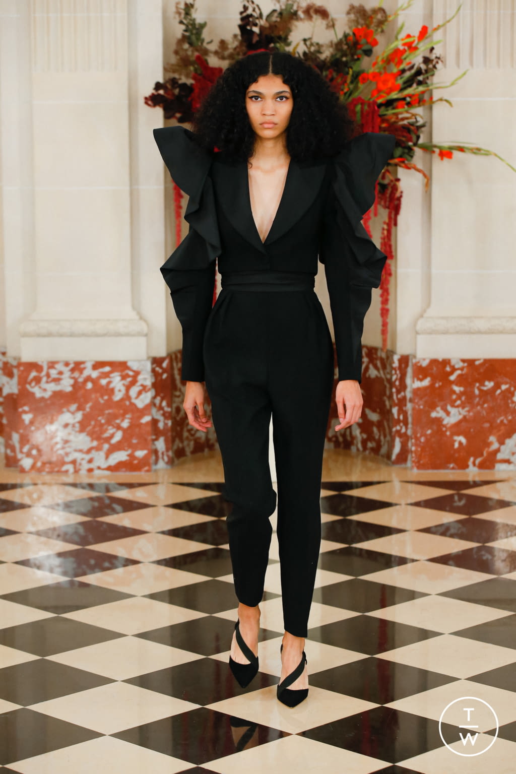 Fashion Week New York Spring/Summer 2022 look 2 de la collection Carolina Herrera womenswear