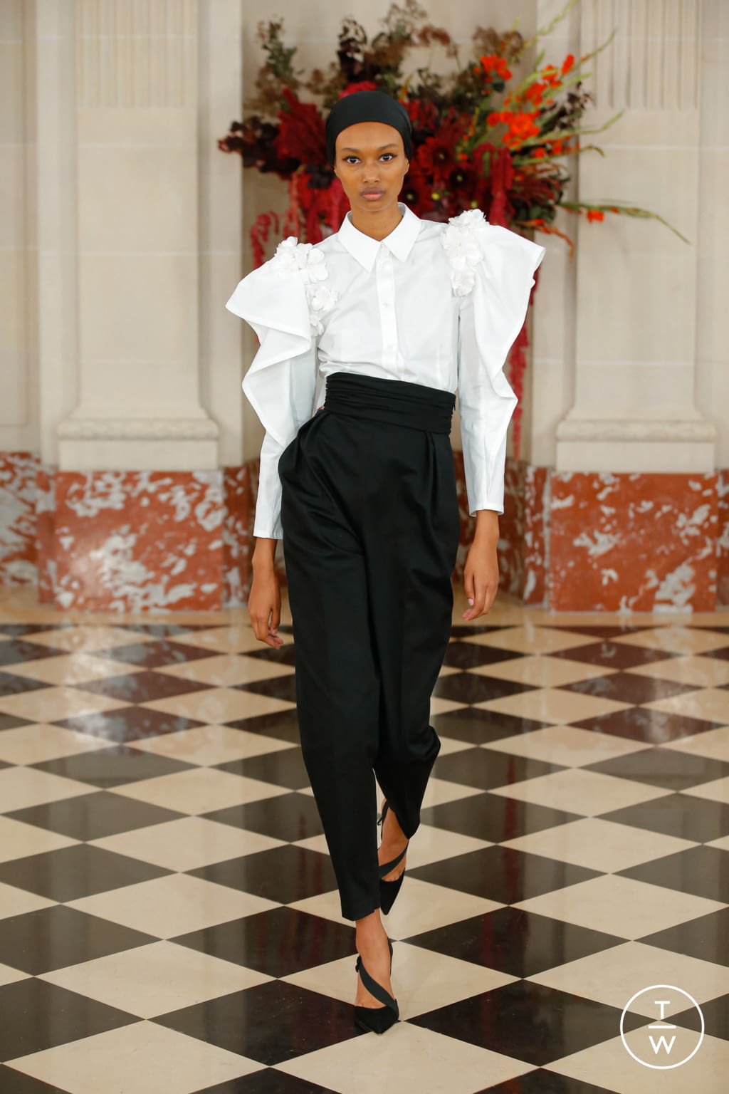Fashion Week New York Spring/Summer 2022 look 4 de la collection Carolina Herrera womenswear