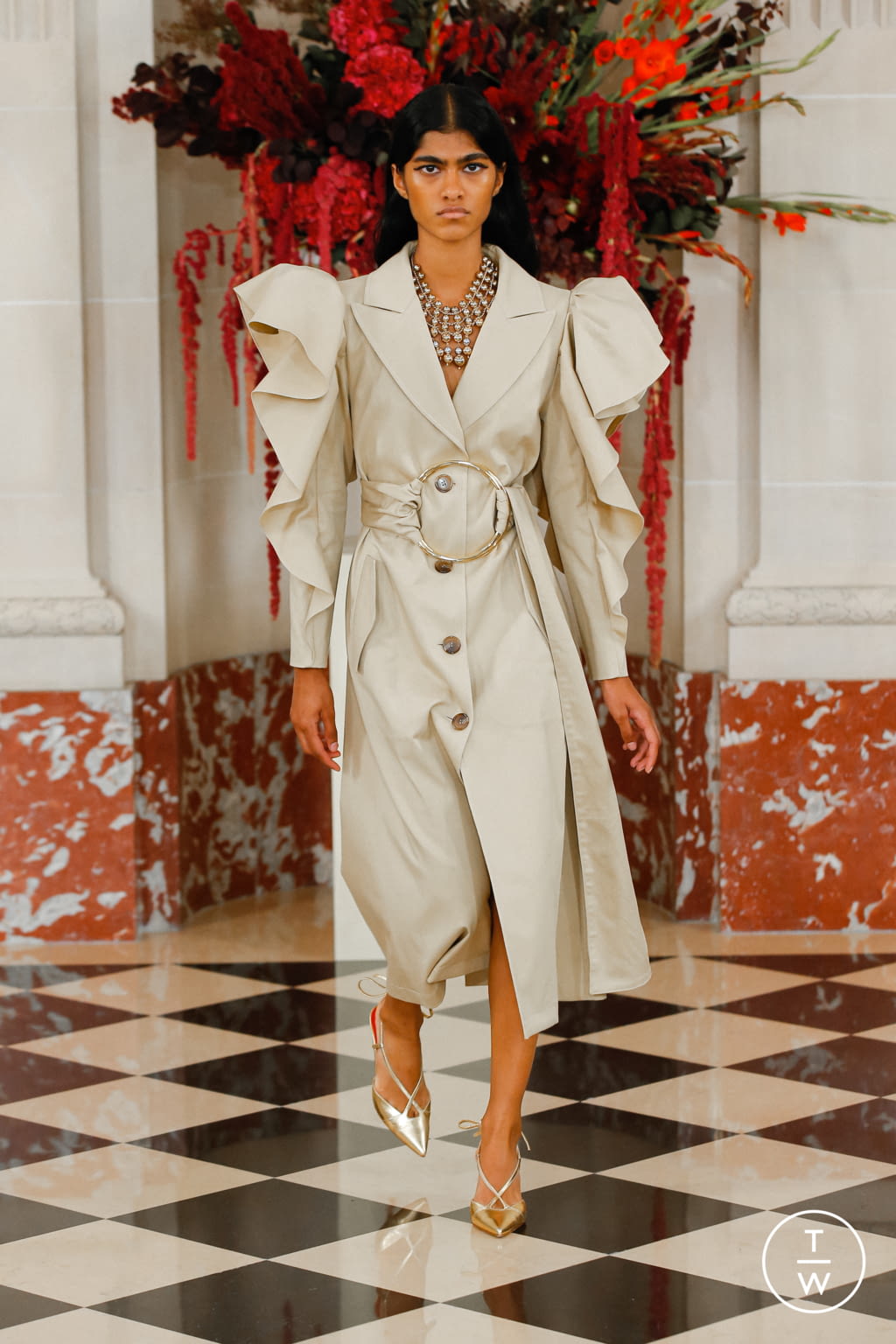 Fashion Week New York Spring/Summer 2022 look 31 from the Carolina Herrera collection 女装