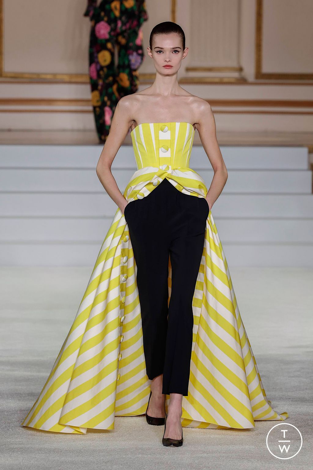 Fashion Week New York Fall/Winter 2023 look 15 de la collection Carolina Herrera womenswear