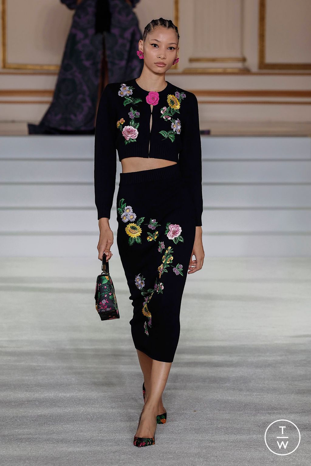 Fashion Week New York Fall/Winter 2023 look 18 from the Carolina Herrera collection womenswear