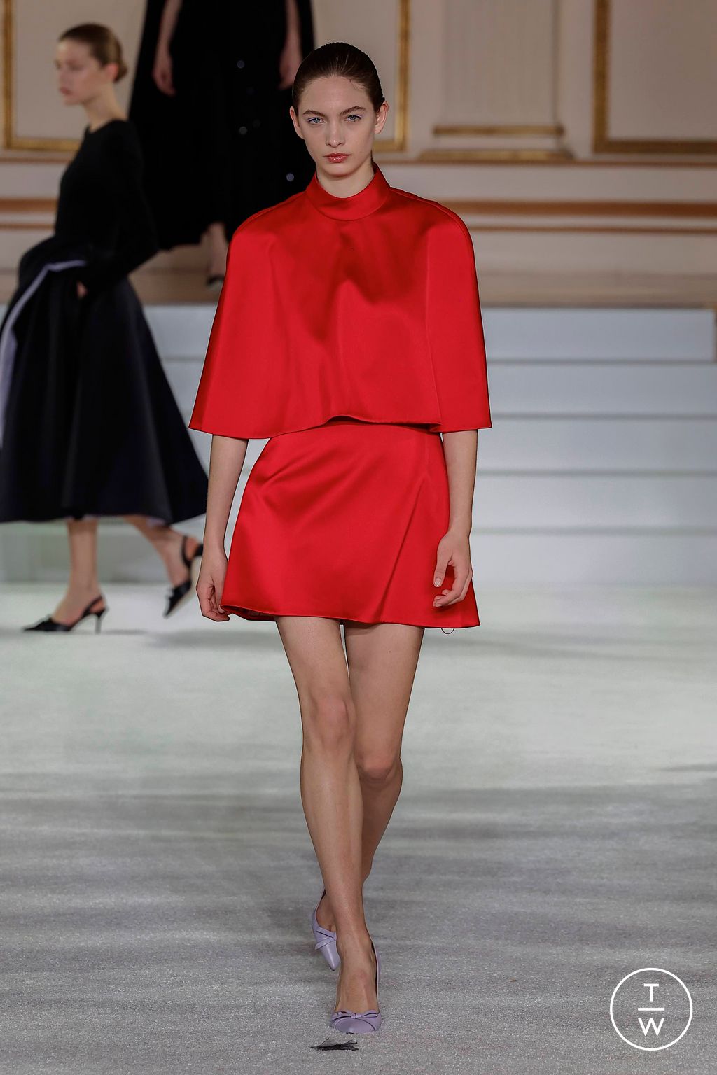 Fashion Week New York Fall/Winter 2023 look 32 from the Carolina Herrera collection womenswear