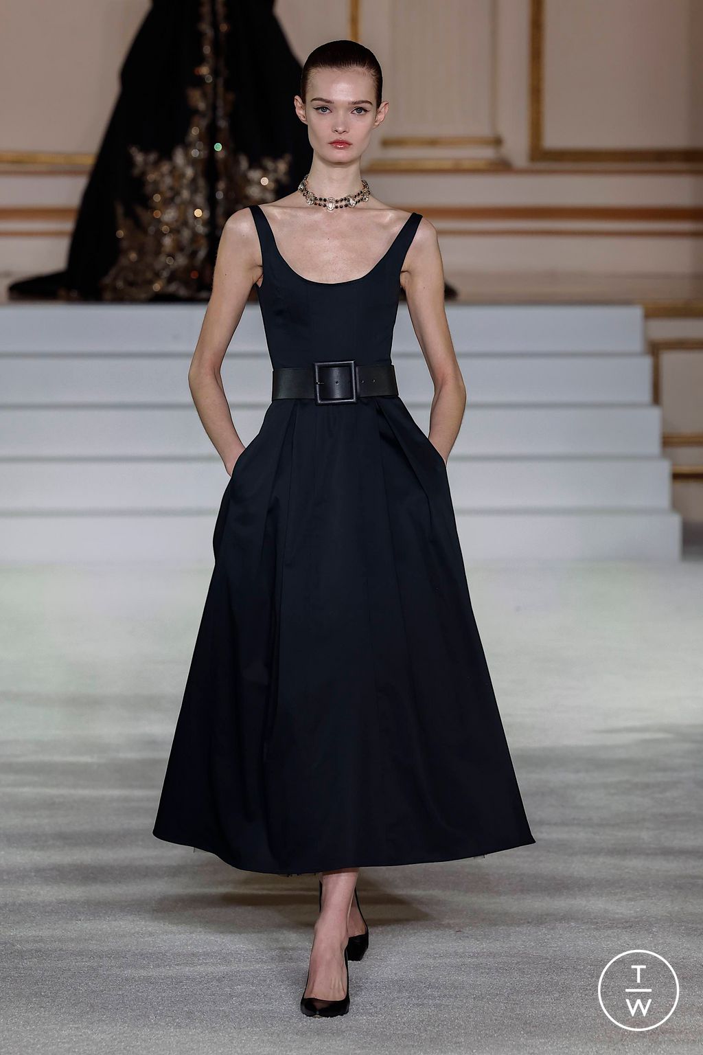 Fashion Week New York Fall/Winter 2023 look 48 from the Carolina Herrera collection womenswear