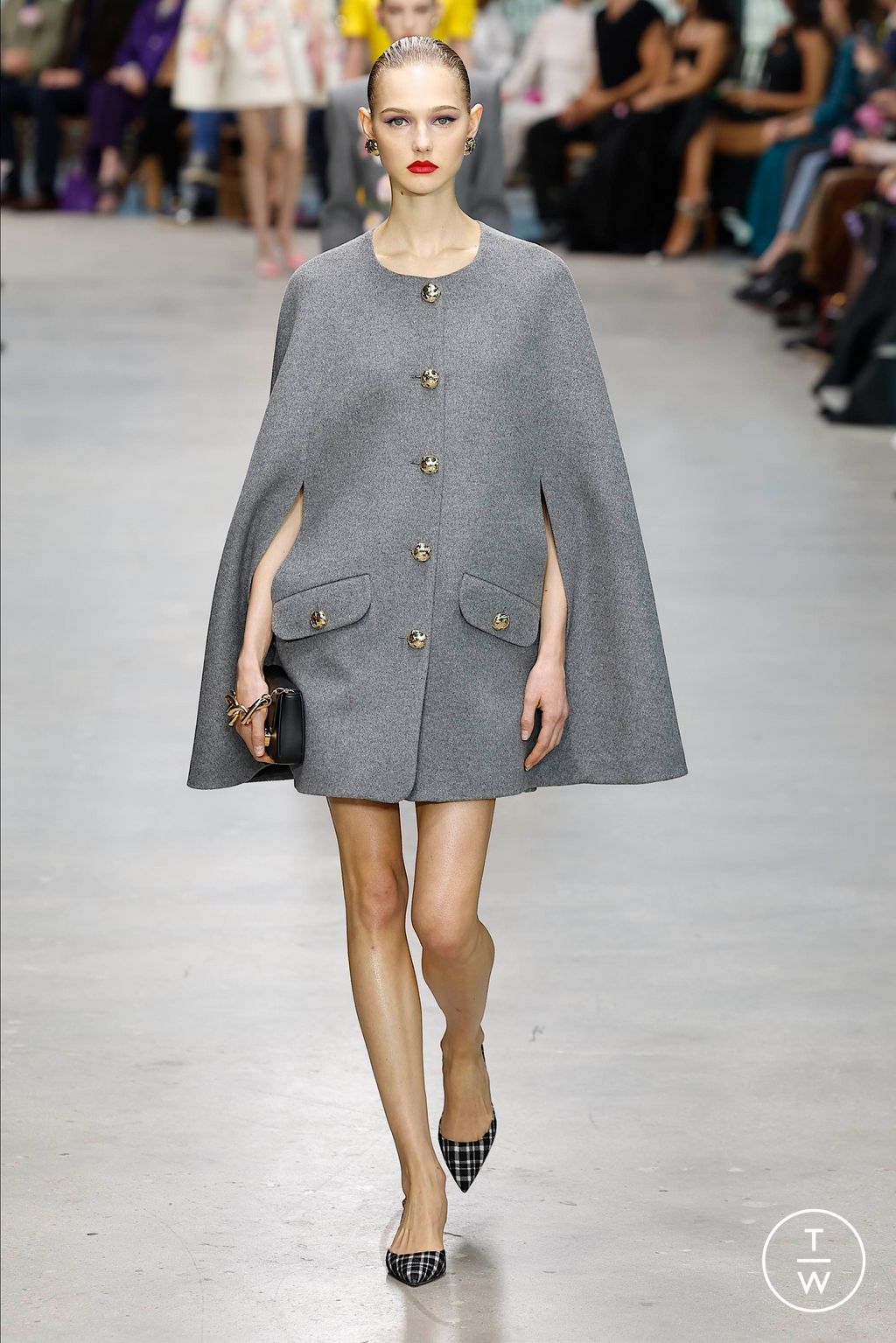 Fashion Week New York Fall/Winter 2024 look 20 from the Carolina Herrera collection womenswear