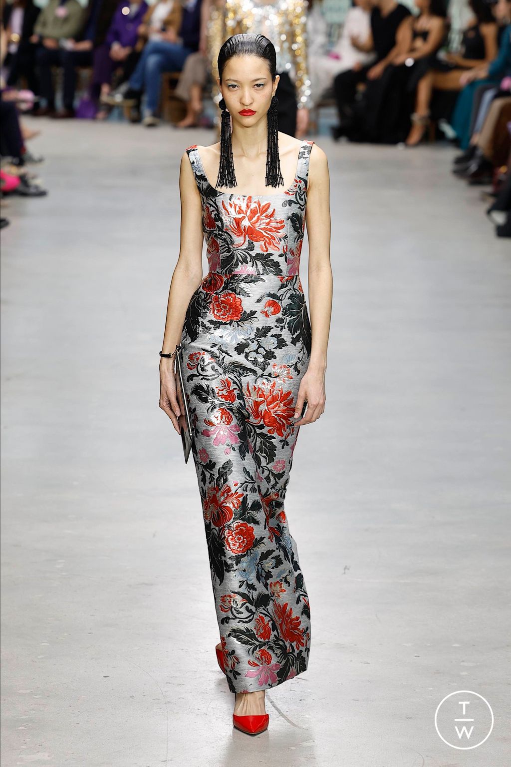 Fashion Week New York Fall/Winter 2024 look 47 from the Carolina Herrera collection womenswear