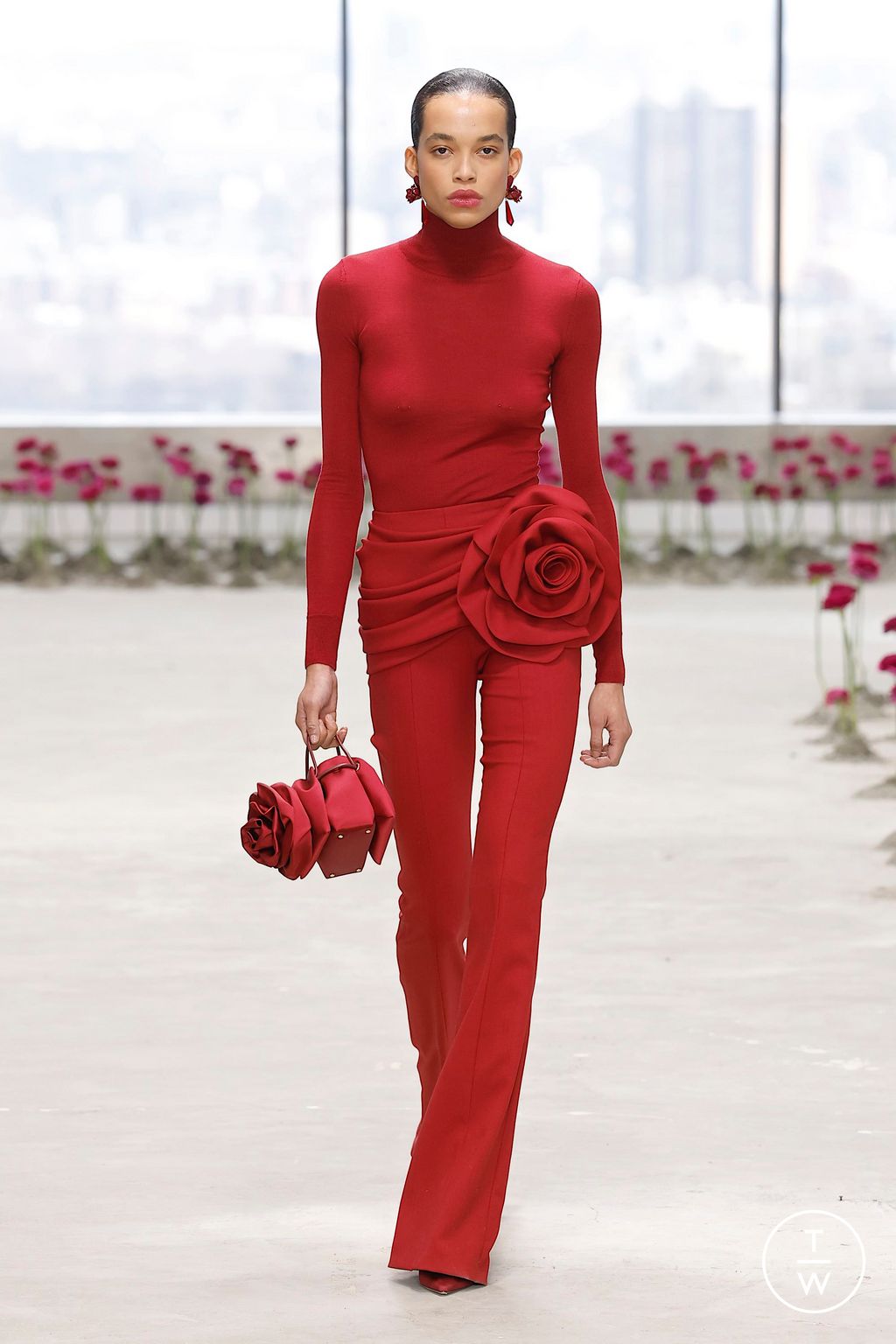Fashion Week New York Fall/Winter 2025 look 3 from the Carolina Herrera collection womenswear