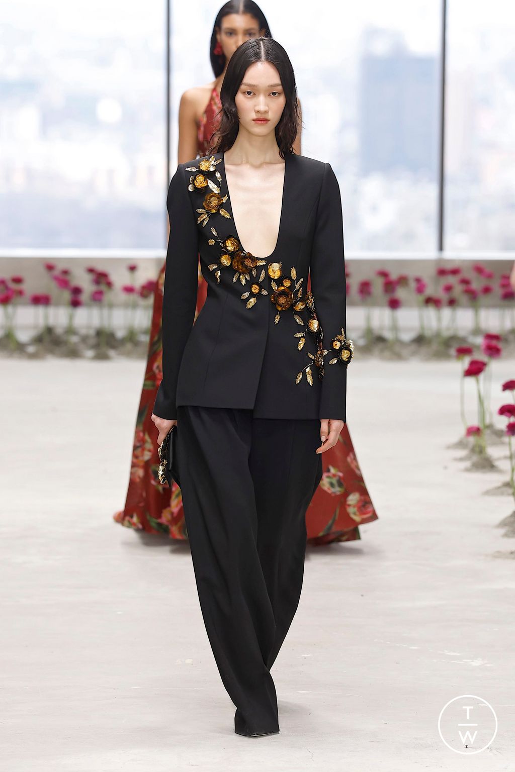 Fashion Week New York Fall/Winter 2025 look 23 from the Carolina Herrera collection womenswear