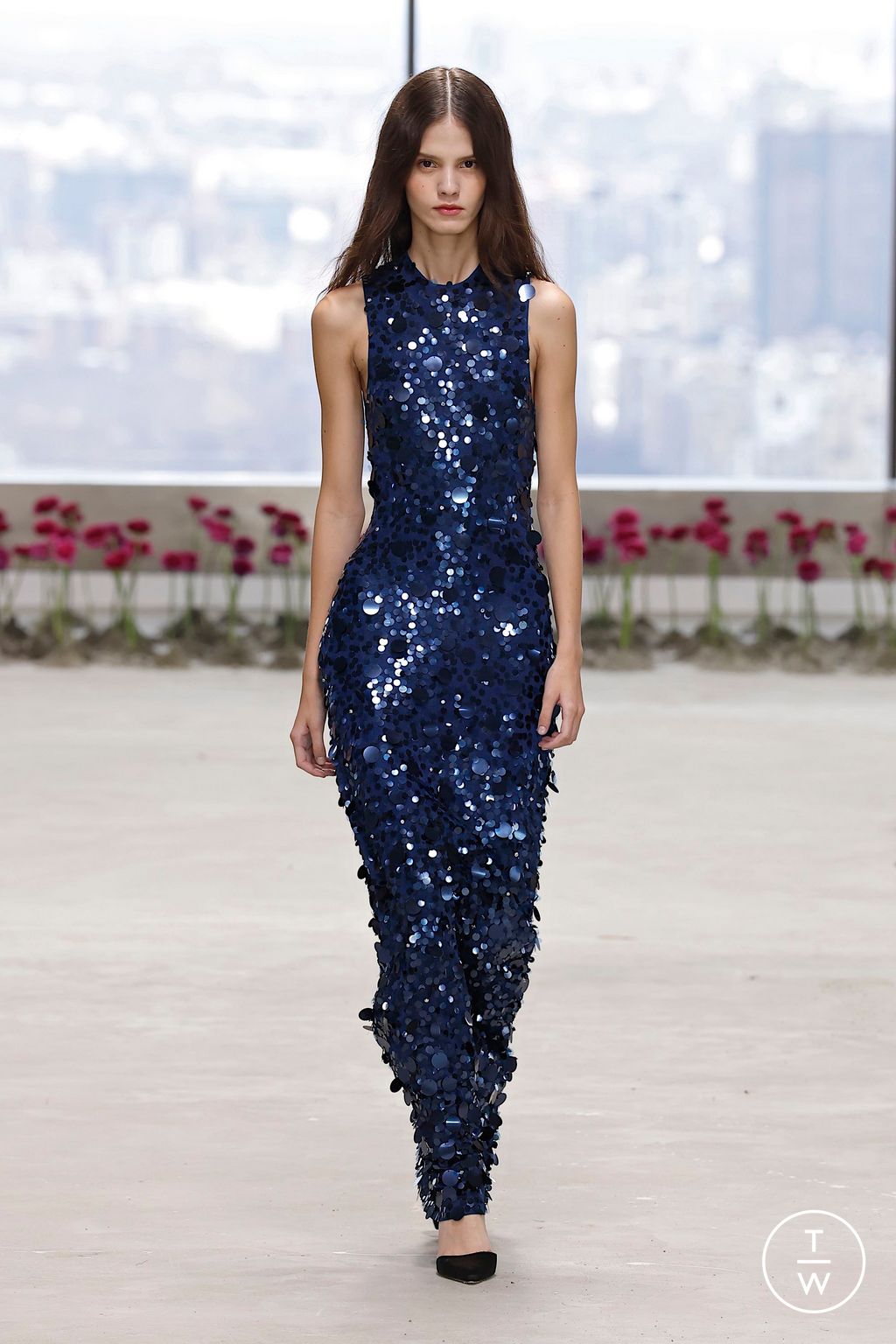 Fashion Week New York Fall/Winter 2025 look 45 from the Carolina Herrera collection womenswear