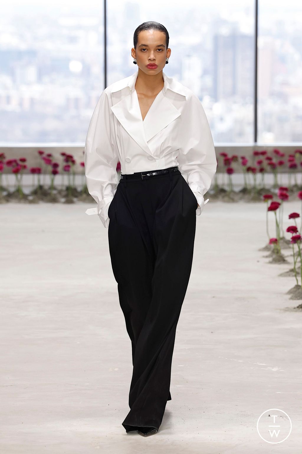 Fashion Week New York Fall/Winter 2025 look 56 de la collection Carolina Herrera womenswear