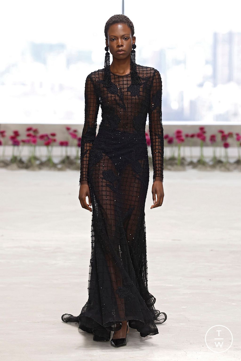 Fashion Week New York Fall/Winter 2025 look 59 from the Carolina Herrera collection womenswear