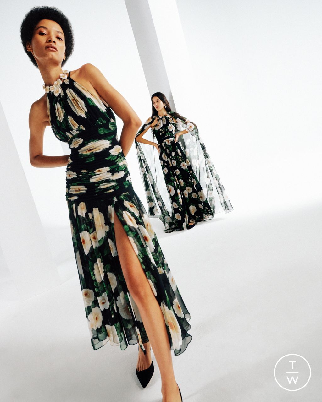 Fashion Week New York Pre-Fall 2024 look 30 from the Carolina Herrera collection womenswear