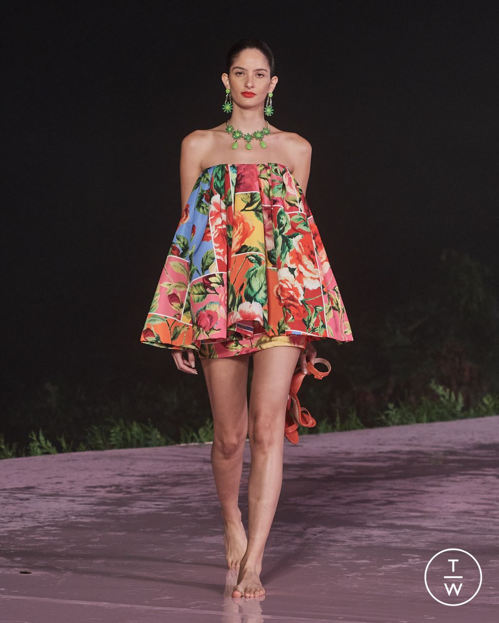 Fashion Week New York Resort 2024 look 21 de la collection Carolina Herrera womenswear