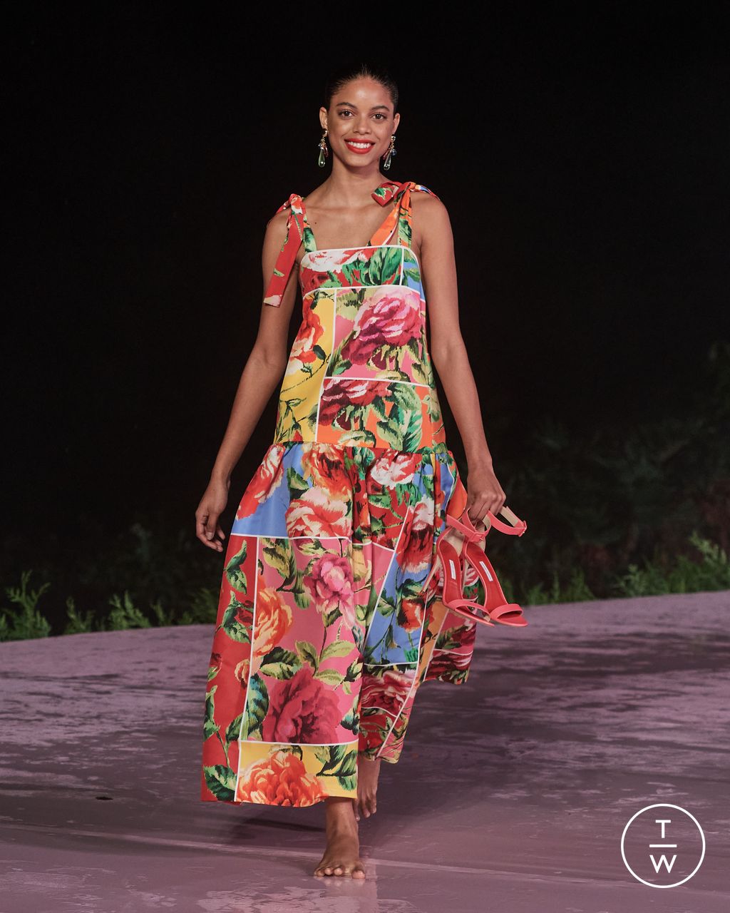 Fashion Week New York Resort 2024 look 25 from the Carolina Herrera collection womenswear