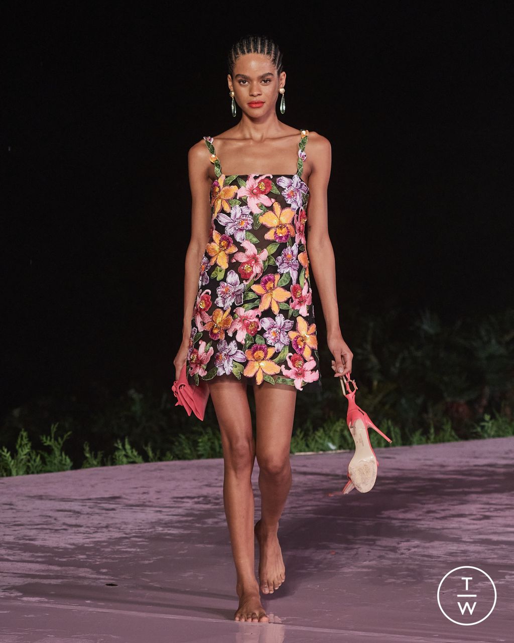 Fashion Week New York Resort 2024 look 27 from the Carolina Herrera collection womenswear