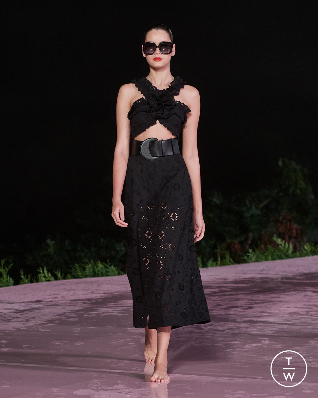 Fashion Week New York Resort 2024 look 47 from the Carolina Herrera collection 女装
