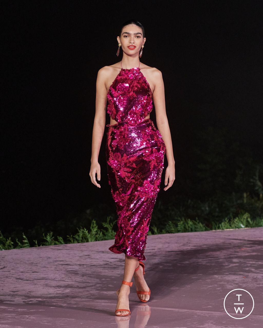 Fashion Week New York Resort 2024 look 59 from the Carolina Herrera collection womenswear