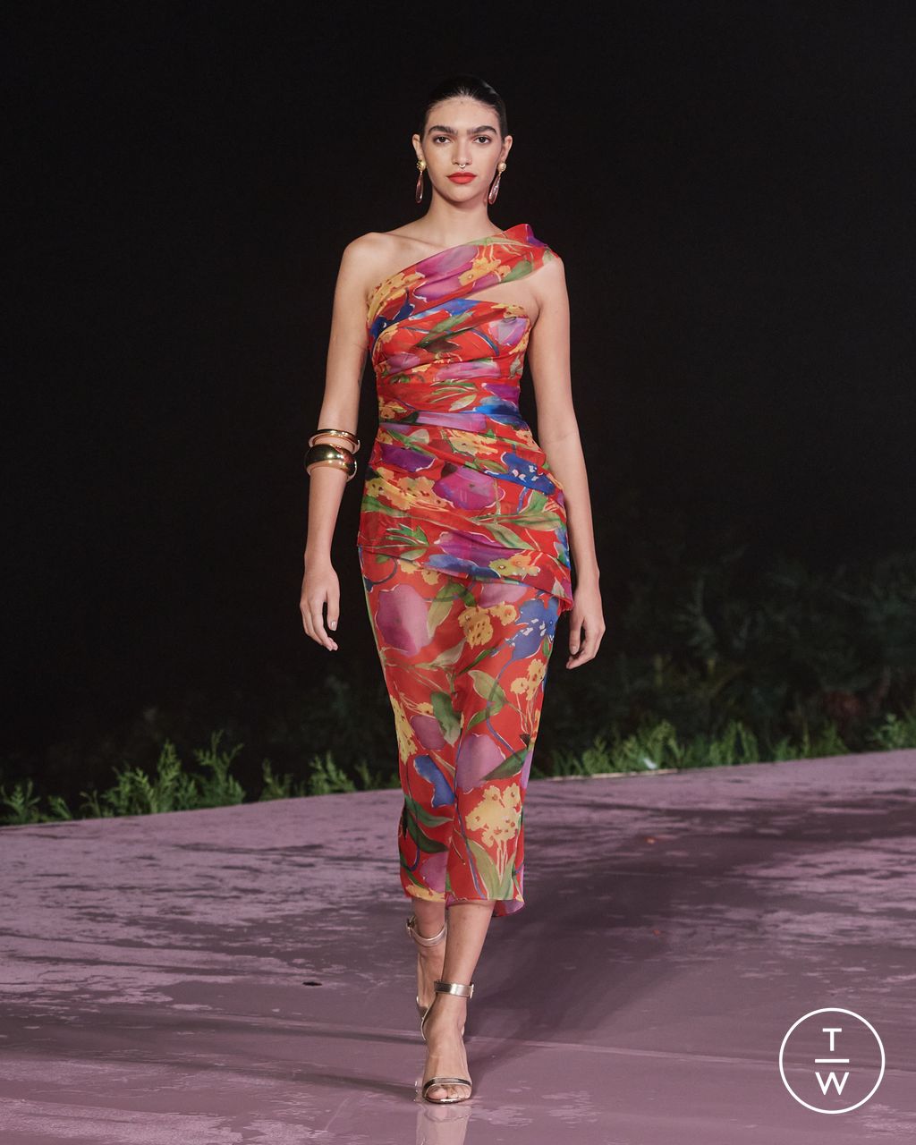 Fashion Week New York Resort 2024 look 8 from the Carolina Herrera collection womenswear