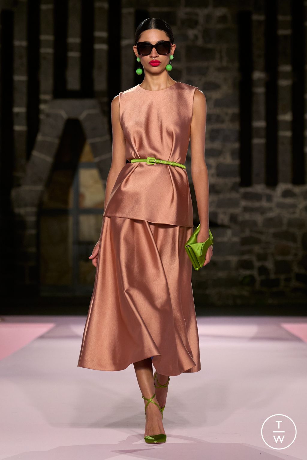 Fashion Week New York Resort 2025 look 12 from the Carolina Herrera collection womenswear