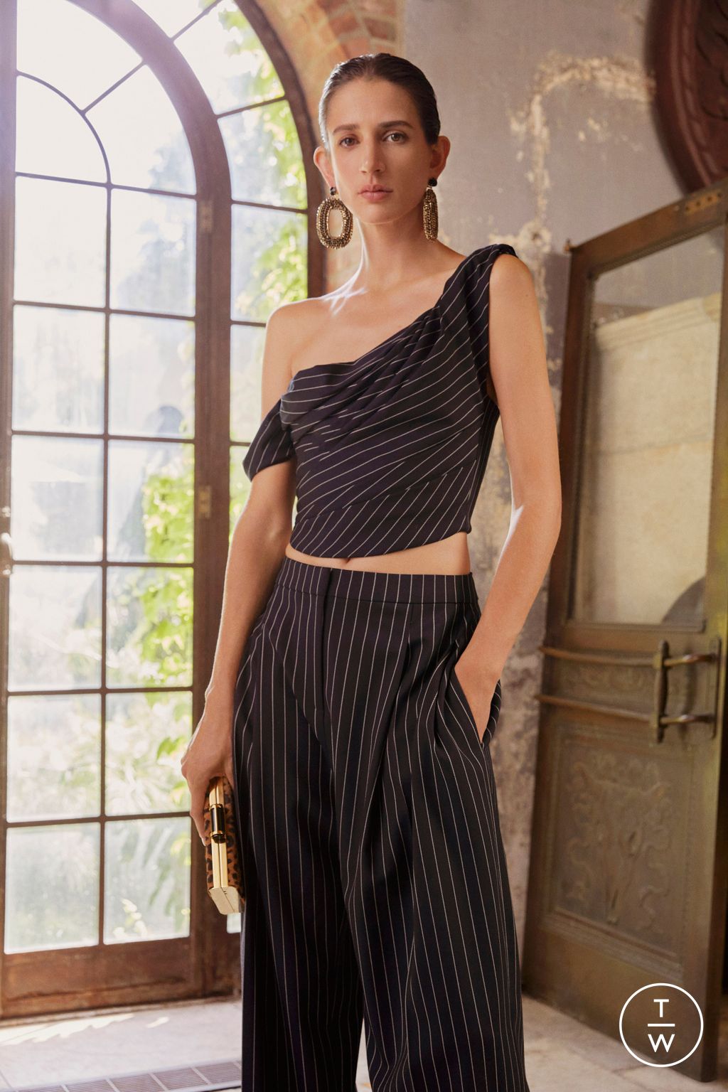 Fashion Week New York Resort 2023 look 10 from the Carolina Herrera collection womenswear