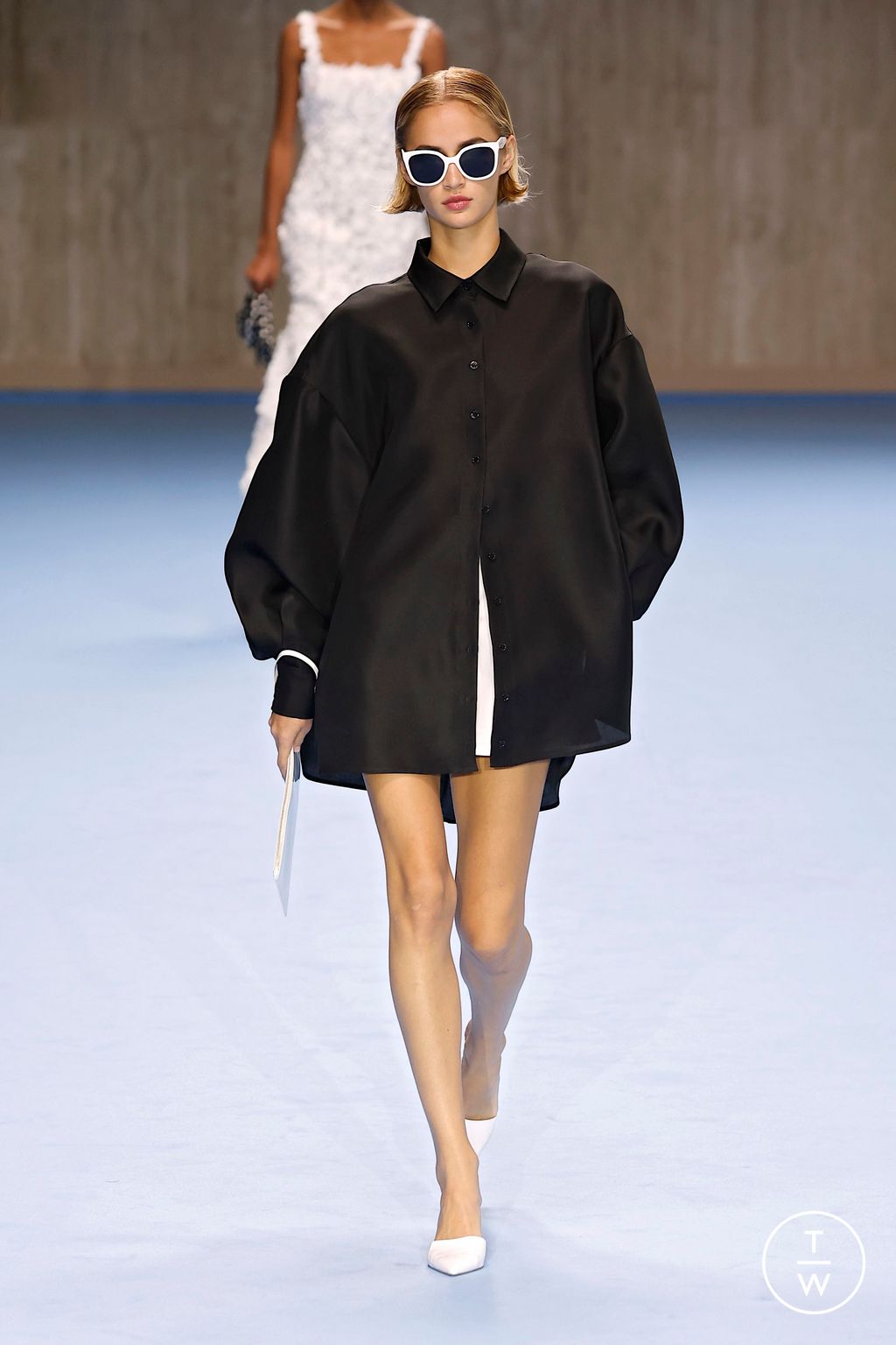 Fashion Week New York Spring/Summer 2025 look 12 de la collection Carolina Herrera womenswear